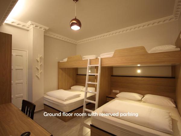 Shamrock Guest House : photo 1 de la chambre chambre familiale