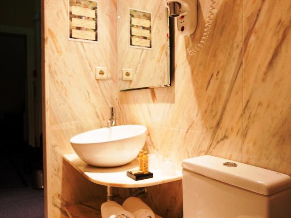 Castelo Santa Catarina : photo 5 de la chambre chambre double - château