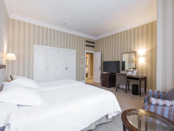 Hotel Carlton : photo 2 de la chambre chambre double ou lits jumeaux