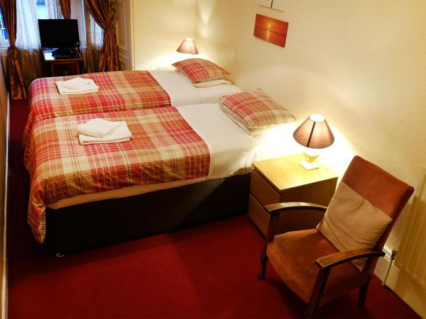 Regent House Hotel - City Centre Hotel : photo 3 de la chambre chambre lits jumeaux