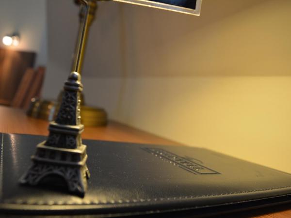 Hotel de Paris Montreal : photo 8 de la chambre chambre double budget avec 2 lits doubles