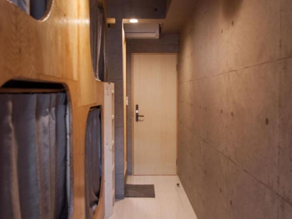 Picnic Hostel Osaka : photo 9 de la chambre chambre quadruple avec douche