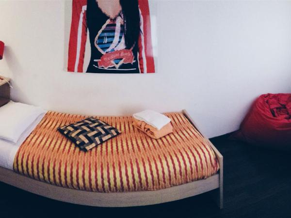 IL CASTELLO HOSTEL BOUTIQUE : photo 1 de la chambre chambre simple avec salle de bains commune