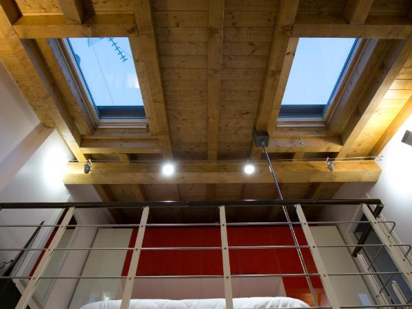 VERSOVERDE HOTEL Alzaia Naviglio Grande : photo 3 de la chambre appartement en duplex