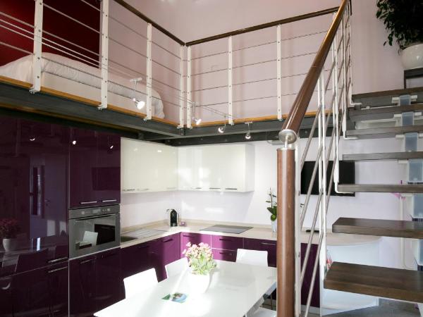 VERSOVERDE HOTEL Alzaia Naviglio Grande : photo 7 de la chambre appartement en duplex - vue sur naviglio