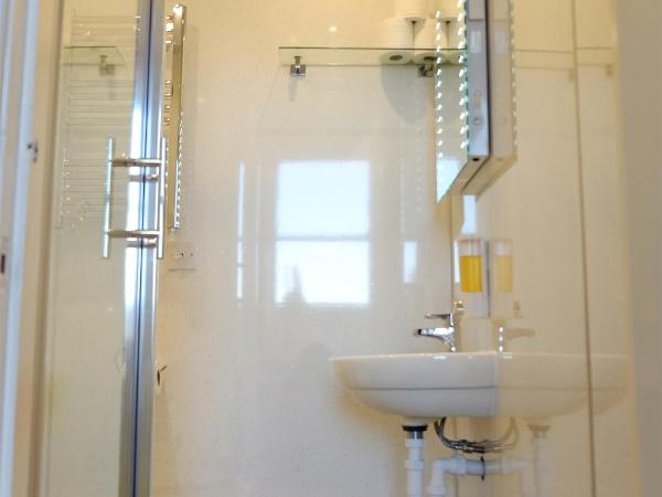 Regent House Hotel - City Centre Hotel : photo 2 de la chambre chambre lits jumeaux