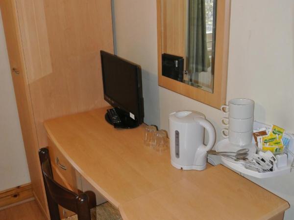 European Hotel : photo 3 de la chambre chambre triple