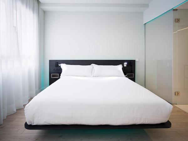 B&B HOTEL Madrid Centro Puerta del Sol : photo 3 de la chambre hébergement double standard de luxe