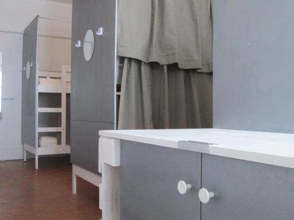 La Maïoun Guesthouse : photo 8 de la chambre lit dans dortoir pour femmes de 6 lits (femmes uniquement)