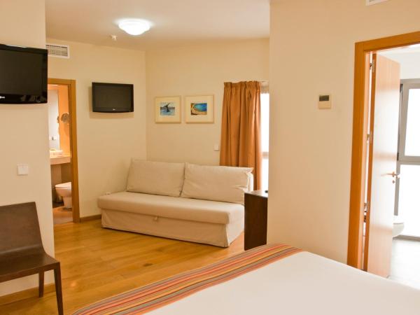 Hotel Patagonia Sur : photo 3 de la chambre chambre familiale