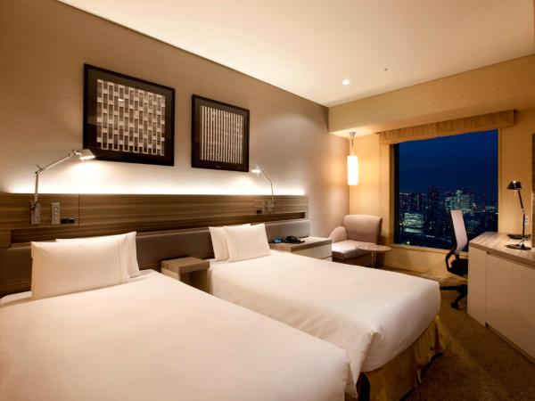 The Royal Park Hotel Iconic Tokyo Shiodome : photo 1 de la chambre chambre lits jumeaux standard
