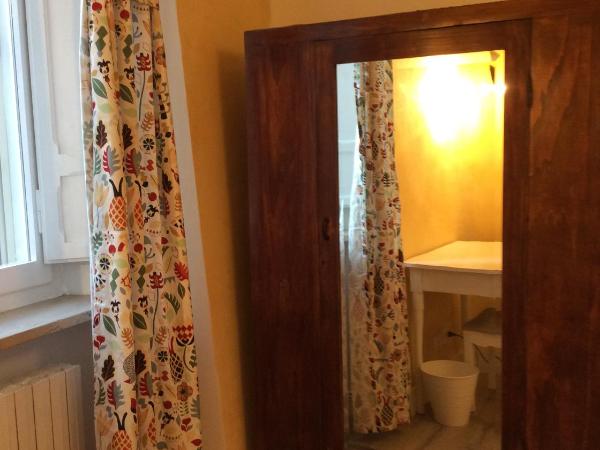 Le Camere di Casa Cassandra : photo 4 de la chambre chambre simple supérieure avec salle de bains commune