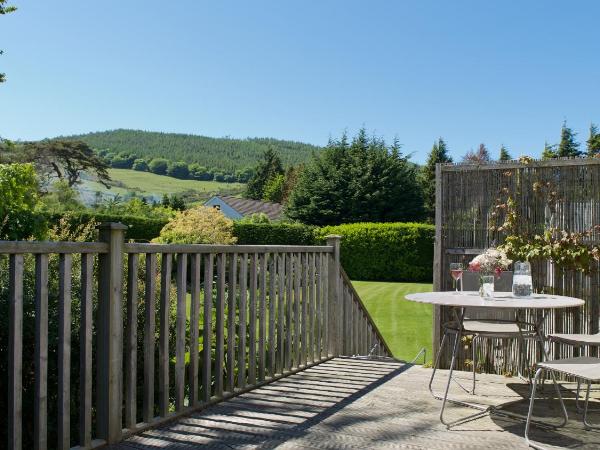 Cherryhill Lodge : photo 4 de la chambre appartement avec balcon