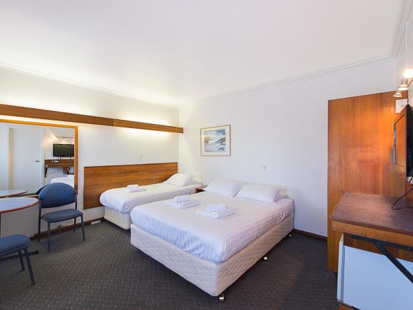 Blue Hills Motel : photo 1 de la chambre chambre lits jumeaux Économique