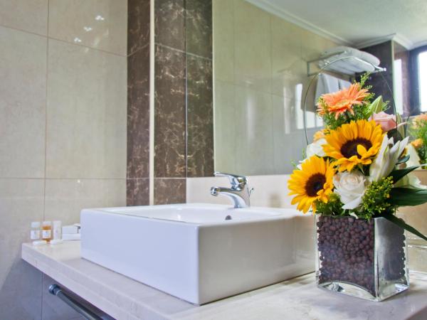 Golden Sun Hotel : photo 5 de la chambre chambre double pour occupation simple