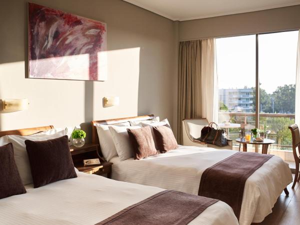 Golden Sun Hotel : photo 1 de la chambre chambre triple