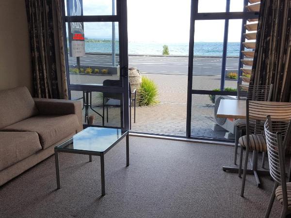 Sails on the Lake : photo 4 de la chambre suite 1 chambre - vue sur lac