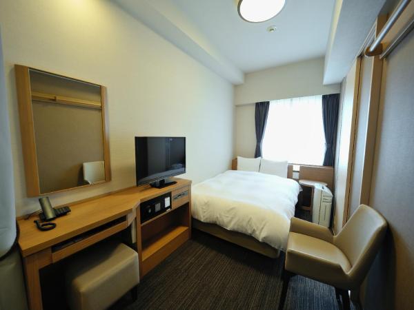 Dormy Inn Akihabara : photo 2 de la chambre chambre double moyenne avec petit lit double - non-fumeurs