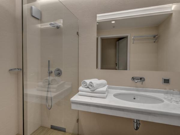 Villa Wierchy : photo 7 de la chambre chambre double supérieure avec terrasse - vue sur montagne