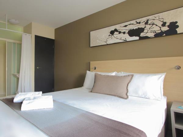 ibis Budget - Melbourne CBD : photo 8 de la chambre chambre supérieure lit queen-size