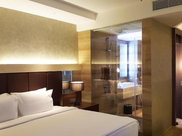 KSL Hotel & Resort : photo 3 de la chambre chambre lit king-size premier de luxe avec douche