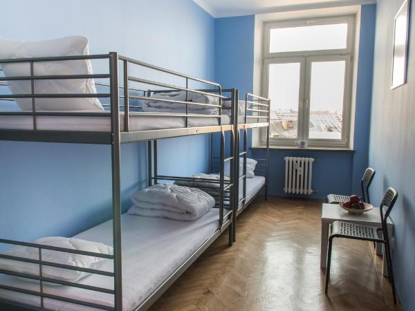 Bubble Hostel : photo 4 de la chambre lit superposé dans dortoir de 4 lits - 7