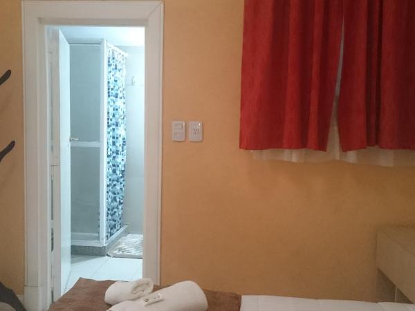 Hagoth Hostel : photo 4 de la chambre chambre double avec salle de bains privative