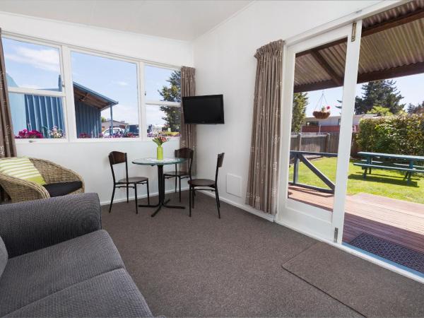 North South Holiday Park : photo 2 de la chambre cottage