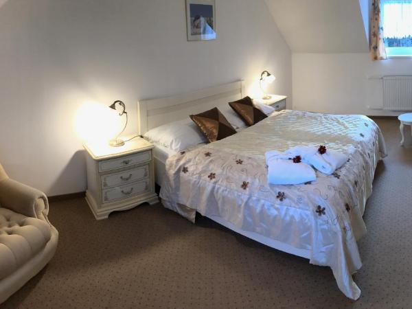 Spa & Wellness Hotel Harmonie : photo 4 de la chambre chambre quadruple - vue sur jardin