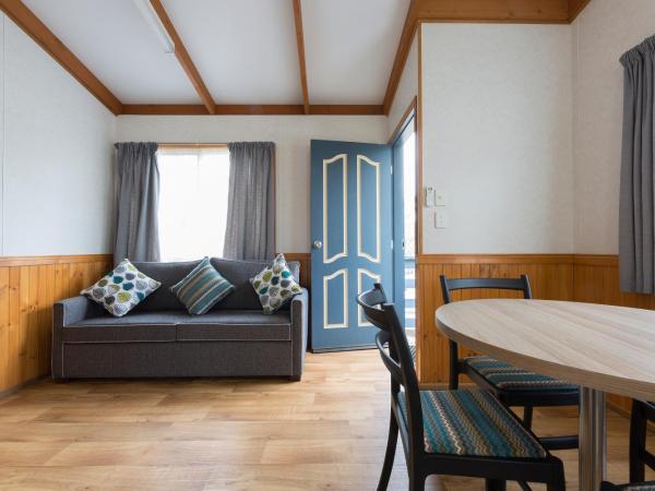 Alivio Tourist Park Canberra : photo 2 de la chambre wattle glen cabin (2 bedroom)