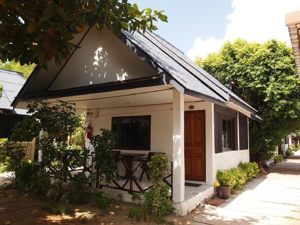 Paradise Resort Phi Phi-SHA Plus : photo 6 de la chambre bungalow standard avec lit double