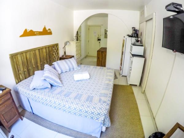 Baixo Copa Guest House : photo 5 de la chambre chambre double supérieure avec salle de bains privative