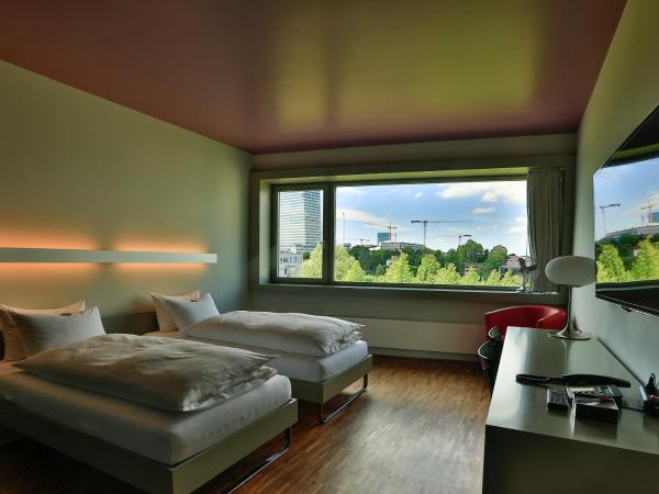 Dasbreitehotel am Rhein : photo 4 de la chambre chambre double côté fleuve