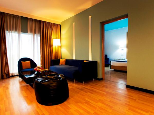 Hotel Royal Orchid Bangalore : photo 4 de la chambre suite 1 chambre