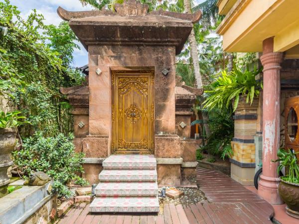 Classic Malay House in KL City Centre : photo 1 de la chambre chambre familiale avec salle de bains - rez-de-chaussée