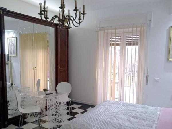 Alaska Rooms : photo 4 de la chambre chambre double avec salle de bains privative