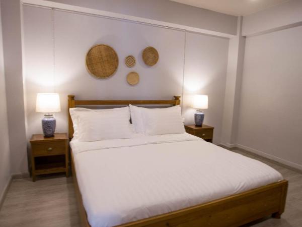 Vera Nidhra - Self check-in after 6pm : photo 2 de la chambre chambre double standard - sans fenêtre