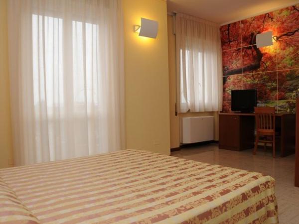 Hotel Industria : photo 2 de la chambre chambre double