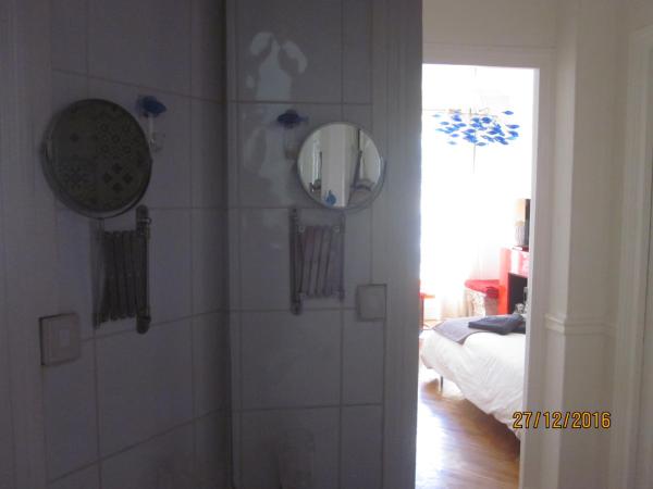 Bed and Breakfast Paris Centre : photo 7 de la chambre chambre double