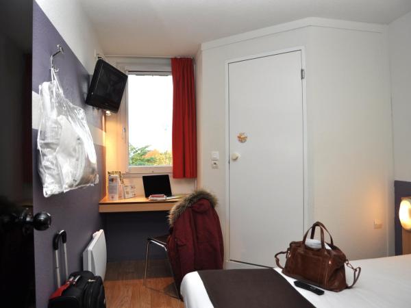 Premiere Classe Niort Est - Chauray : photo 2 de la chambre chambre double