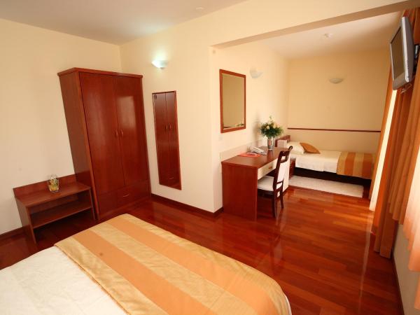 Hotel Trogir Palace : photo 1 de la chambre chambre triple