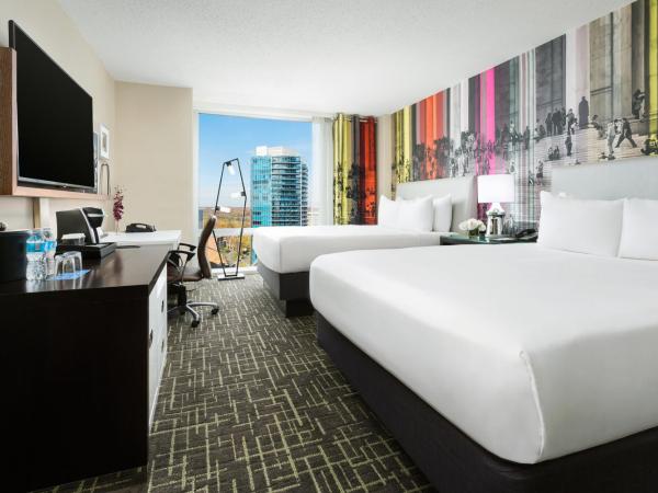 Hyatt Centric Arlington : photo 3 de la chambre chambre queen avec 2 lits queen-size - Étage supérieur