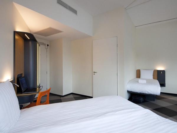 easyHotel Amsterdam Arena Boulevard : photo 3 de la chambre chambre quadruple