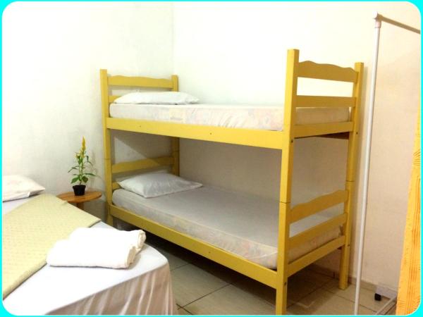 Hospedaria Praia e Sol : photo 5 de la chambre chambre quadruple Économique