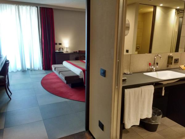 iH Hotels Milano Ambasciatori : photo 4 de la chambre suite junior