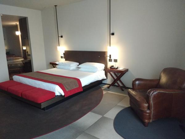 iH Hotels Milano Ambasciatori : photo 2 de la chambre suite