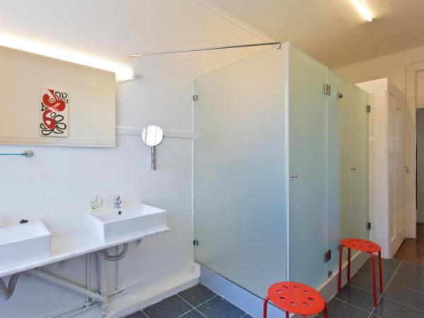 Hostel Alegria : photo 6 de la chambre lit dans dortoir mixte de 8 lits 