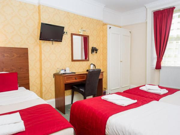 Avonmore Hotel : photo 1 de la chambre chambre quadruple