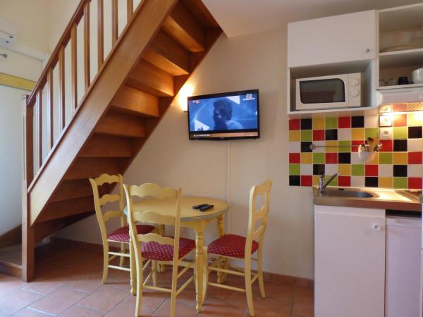 Appart'Hotel Festival Sud Aqua - Avignon TGV : photo 4 de la chambre appartement en duplex