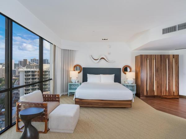 Hyatt Centric Waikiki Beach : photo 2 de la chambre suite lit king-size - vue sur montagne